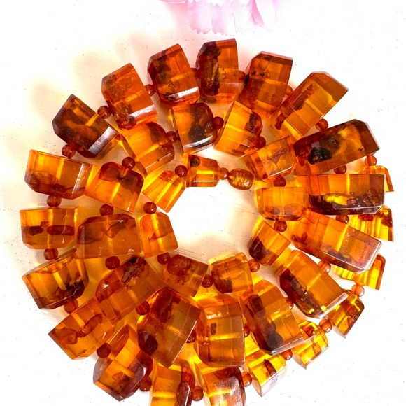Vintage Graduated Chunky Honey Cubes Amber handmade necklace 25”inches long - Picture 4 of 7